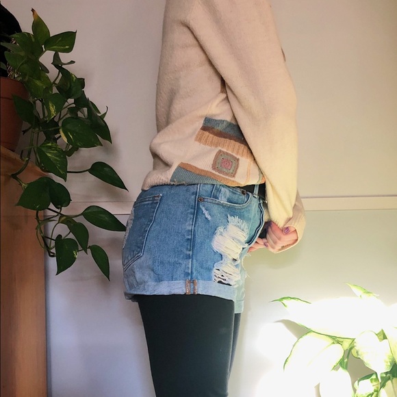 VINTAGE Sweater with shoulder pads 🌼 - Picture 2 of 5